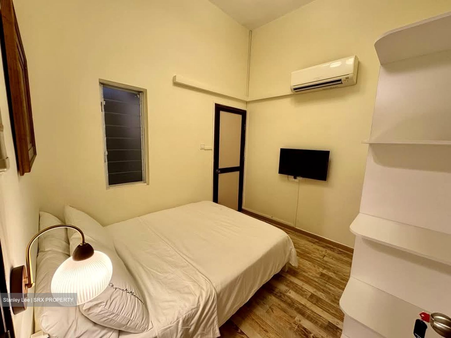 Mugliston Road (D15), Terrace #565615801